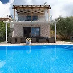 Goudis Angela Villa *